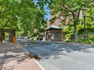 161 Pearsall Dr APT 1D, Mount Vernon, NY, 10552
