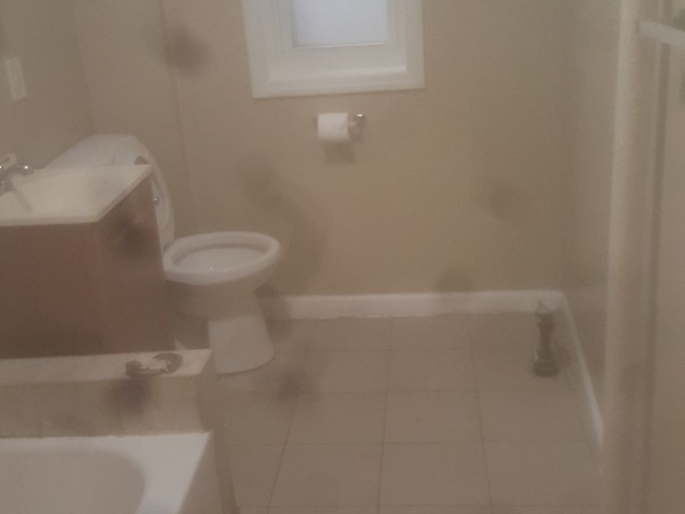 2nd image of 1042 College Ave Fl 1