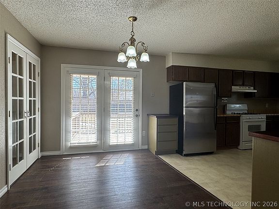 5th image of 268 E 137th St