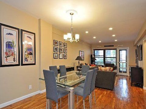 3rd image of 15 Hill Park Ave APT 1J