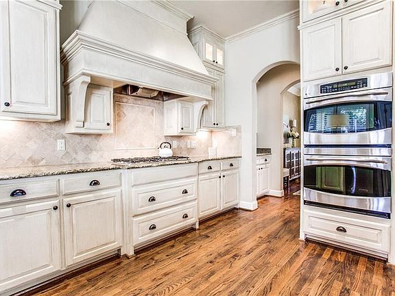 5th image of 10234 Linkwood Dr