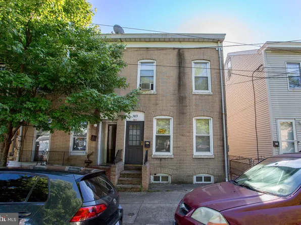 585 2nd St, Trenton, NJ 08611