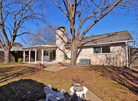 3rd image of 6756 Town Bluff Dr