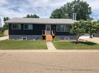 39 S 10th St E, Malta, MT 59538