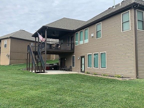 3rd image of 4608 Englewood Dr