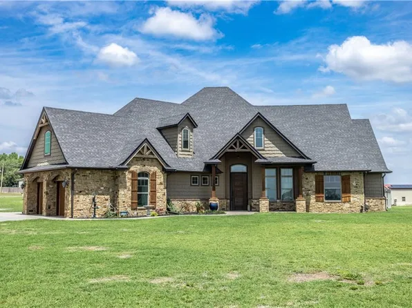 24193 E 996th Rd, Weatherford, OK 73096