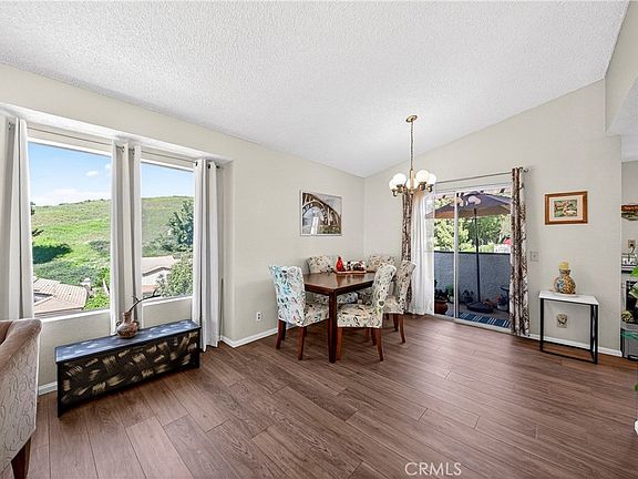 5th image of 24208 Sylvan Glen Rd Unit E