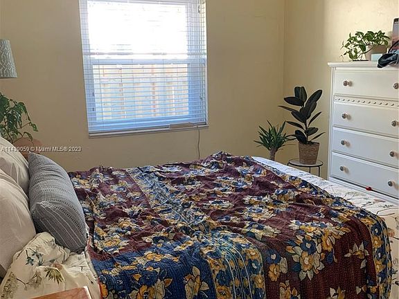 5th image of 816 SE 12th St #816