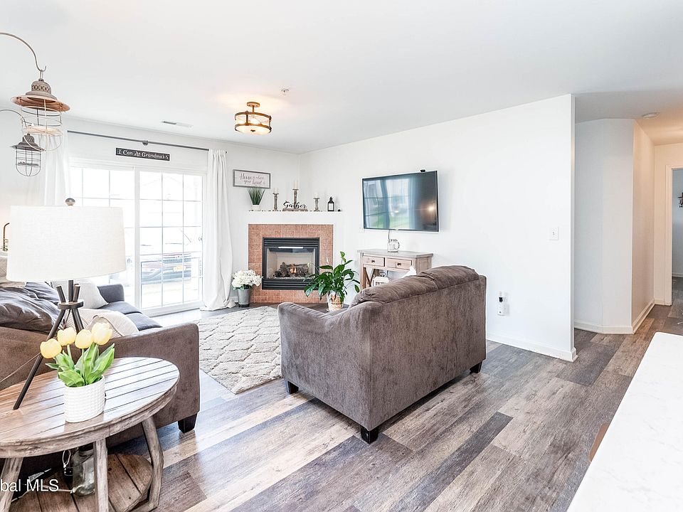 604 Cedar Run, Rensselaer, NY 12144 Zillow