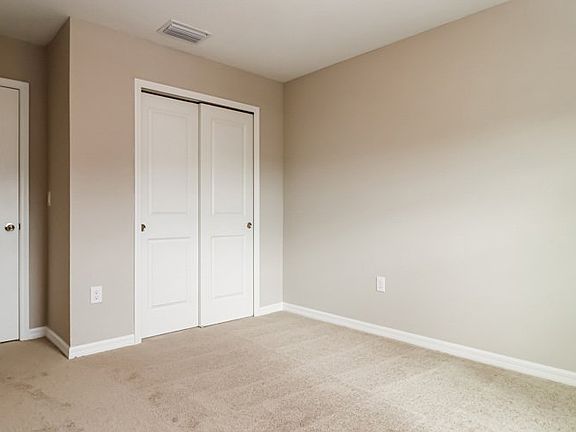 5th image of 2340 Shasta St #2192