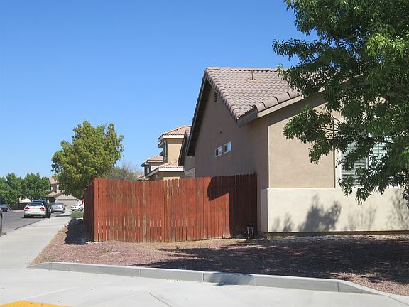 2nd image of 15678 Choctaw St