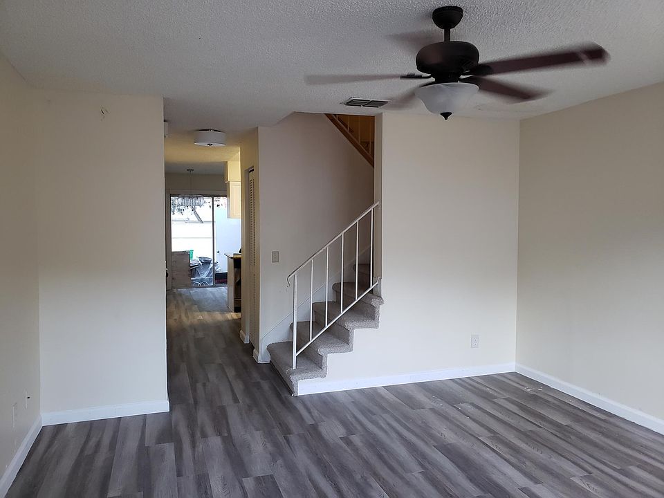 1st image of 5716 Bratton Dr