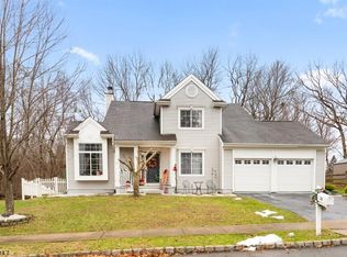 36 Crestwood Cir, Budd Lake, NJ 07828