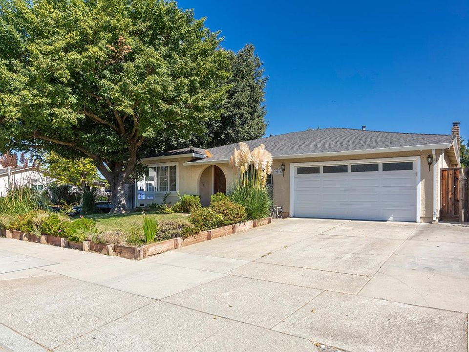 1st image of 7180 Orchard Dr
