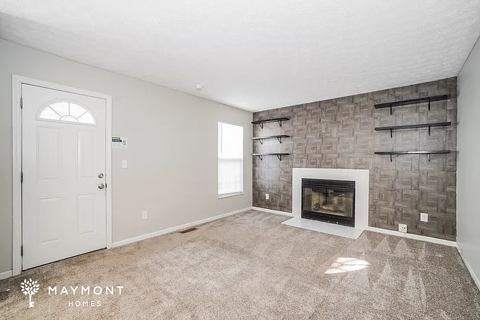 473 Buckingham Ct — Photo 5