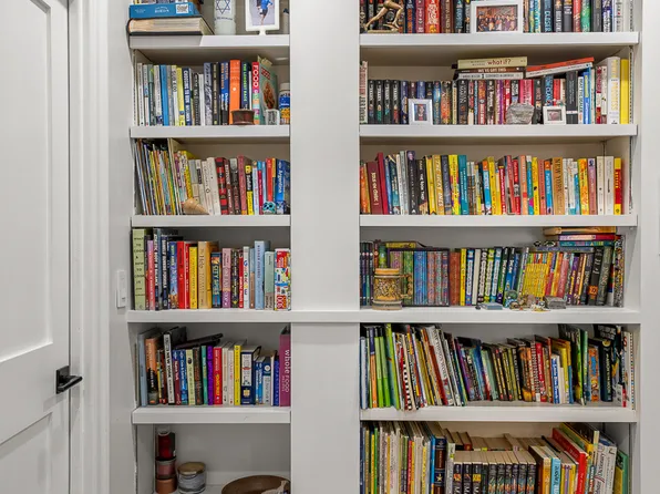 504 Grand Street image 6 of 10