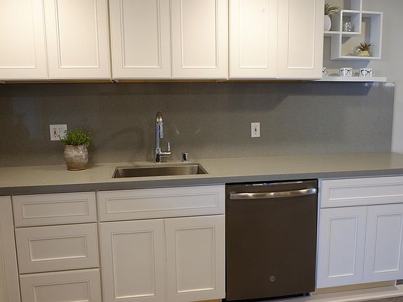 New GE dishwasher in modern Slate finish
