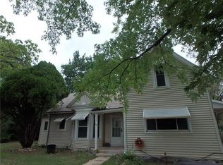 349 State St, Cottonwood Falls, KS 66845