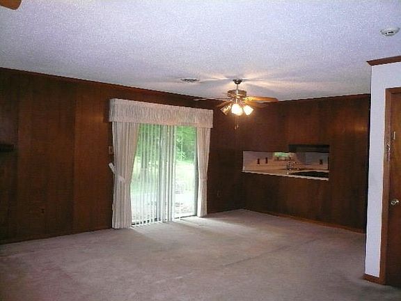5th image of 4701 Mildred Dr
