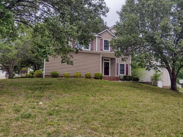 905 Riverway Ln, Knightdale, NC 27545