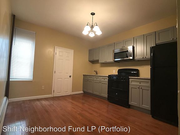 4th image of 1849 E Wishart St