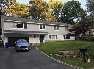 55 Valleywood Rd, Cos Cob, CT 06807
