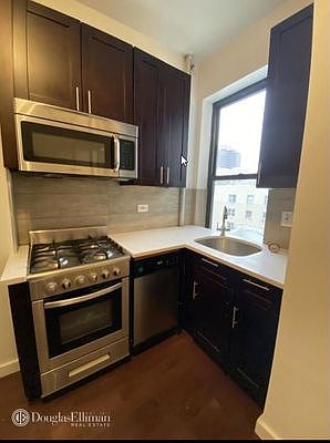 1st image of 89 E 116th St APT 13