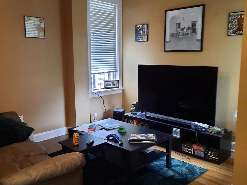 2nd image of 719 N Duke St #4