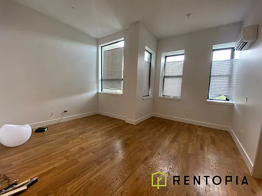 Rented by Rentopia | media 1