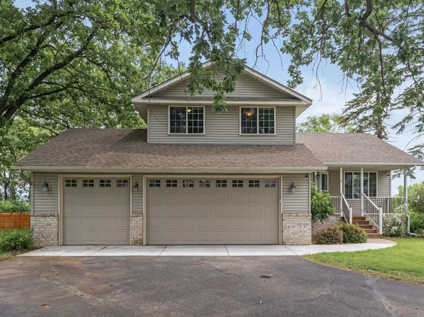 6956 Delarosa Ct, Inver Grove Heights, MN 55076