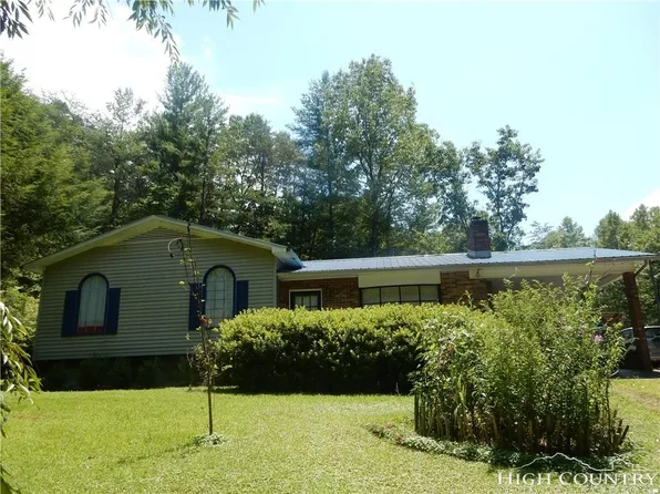 4224 Pigtail Rd, Lenoir, NC 28645