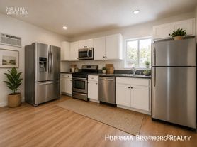 1231 S Plymouth Blvd, Los Angeles, CA