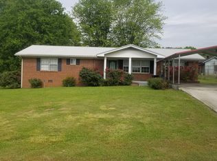 961 Oak St, Dayton, TN 37321
