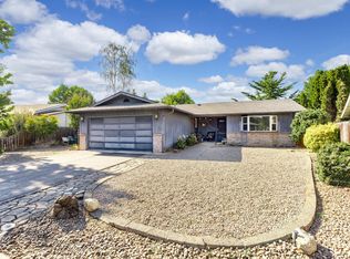 231 Arnwood St, Medford, OR 97501