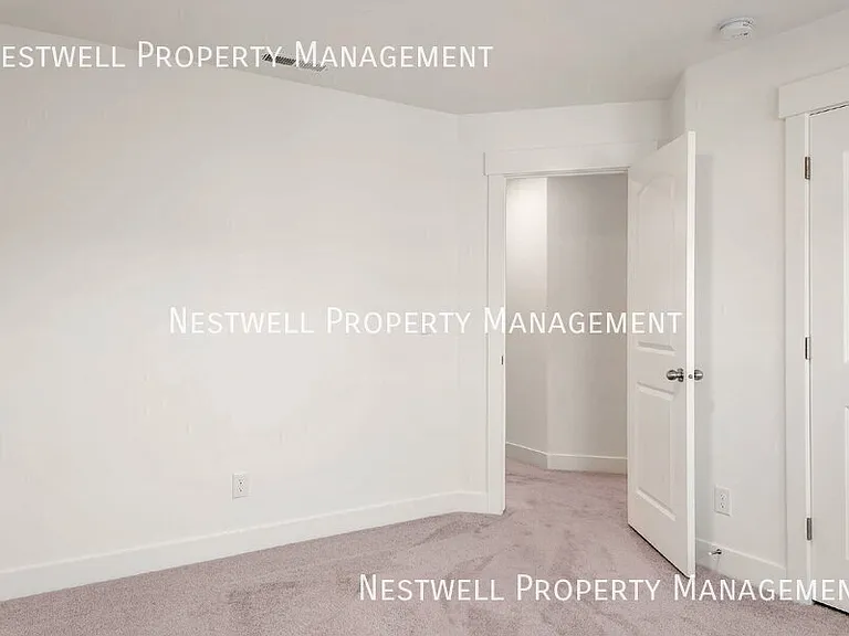 989 W Coral Charm Way — Photo 12