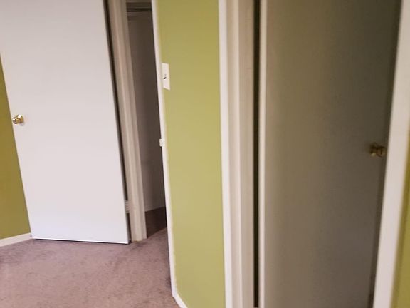 5th image of 427 Christopher Ave #1