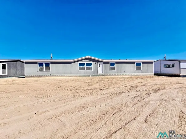 4206 Valencia St, Carlsbad, NM 88220