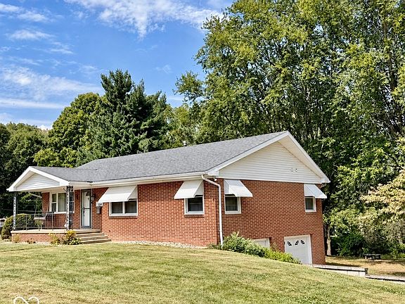 2nd image of 1029 Orchard Dr