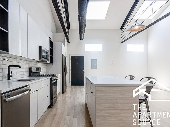 3rd image of 3061 W Logan Blvd