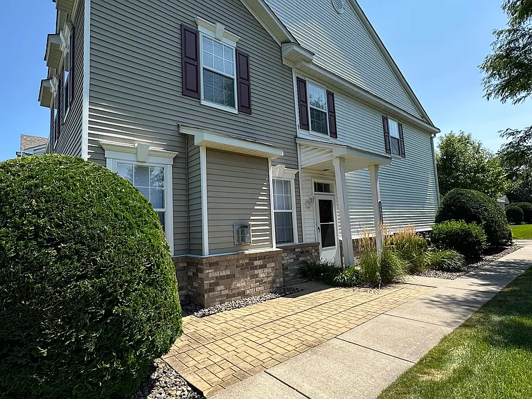 3492 Cherry Ln #F — Photo 8