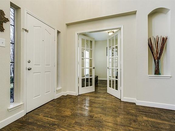 5th image of 5001 Vineyard Ln