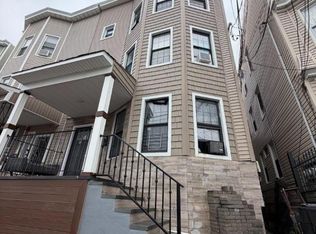 22 17Th Ave, Paterson City, NJ 07501
