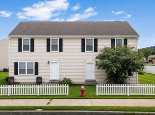 10 Terry Ct, Downingtown, PA 19335