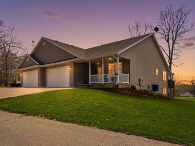 20570 254th St, Delhi, IA, 52223