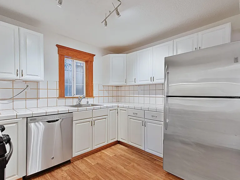 45 Fair Ave — Photo 9