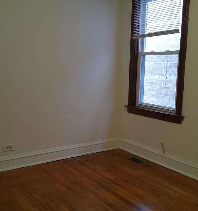 1st image of 3400 N Knox Ave