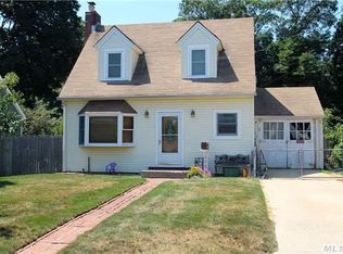 408 Washington Ave, Bellmore, NY 11710