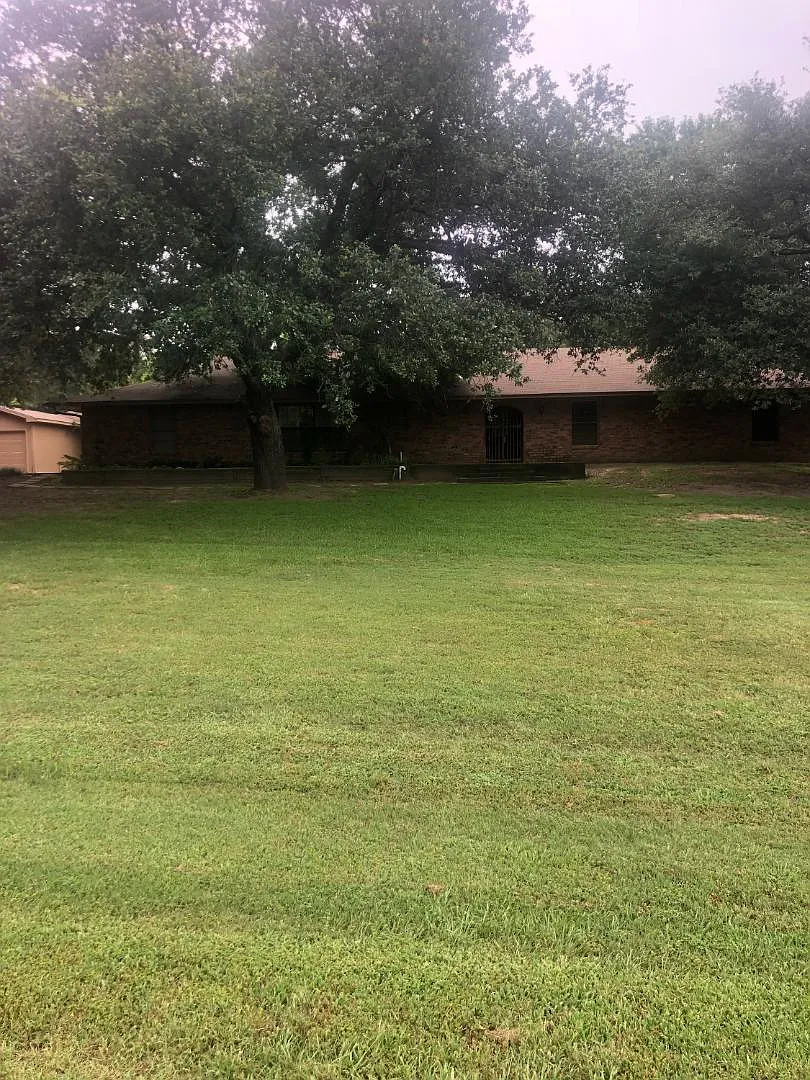 335 Access Road — Photo 1