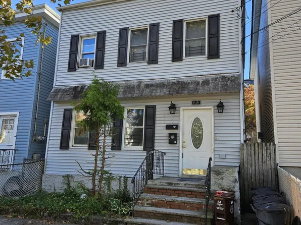 64 Tompkins St, Staten Island, NY 10304