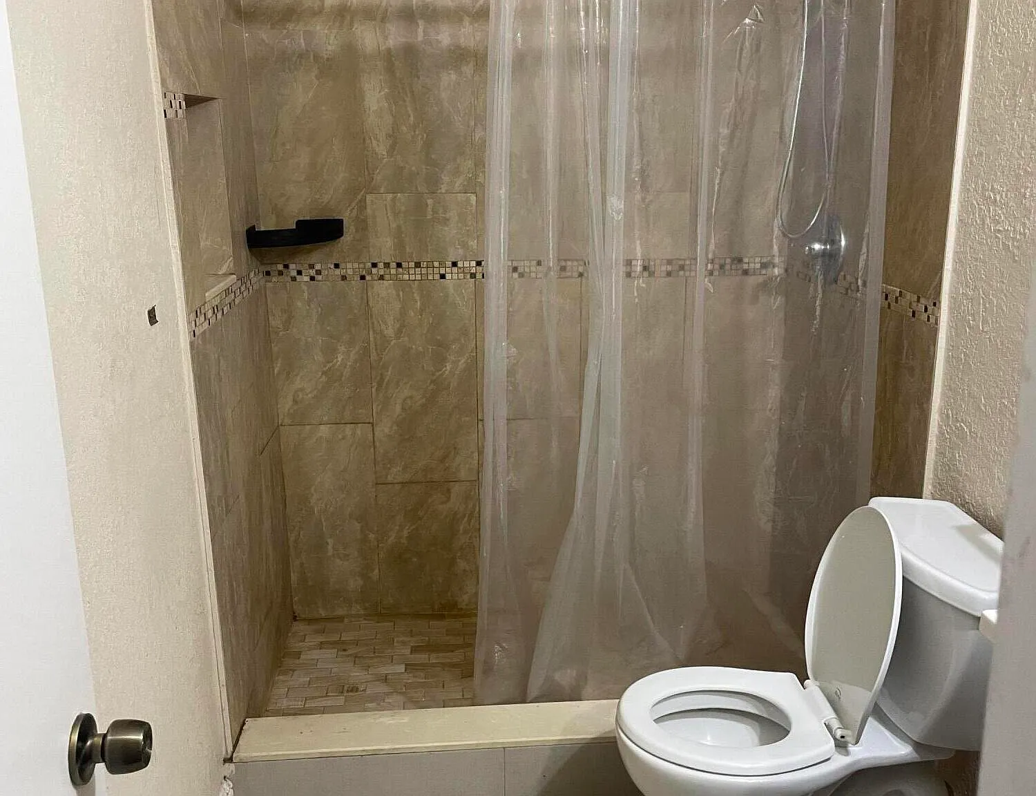 2 bed, 2.5 bath, 992 sqft, $2,200 — Photo 3